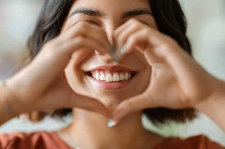 Everyday Habits That Can Help Keep Your Smile Brighter for Longer Tamworth